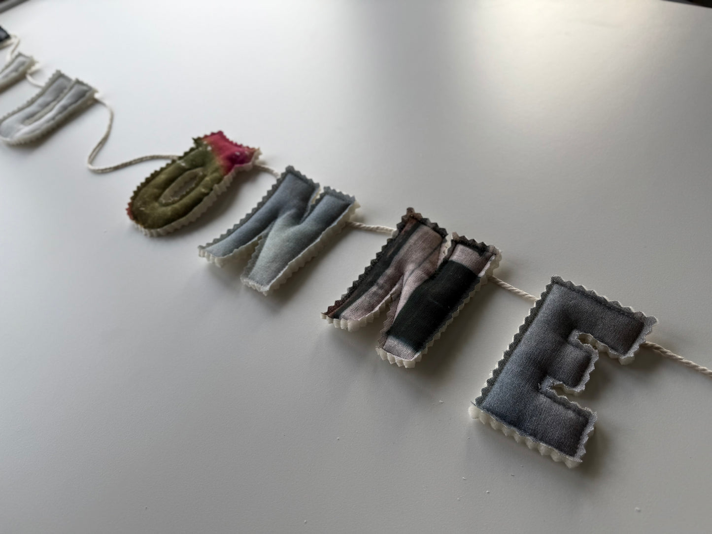 "PALJU ÕNNE" - LETTER BANNER