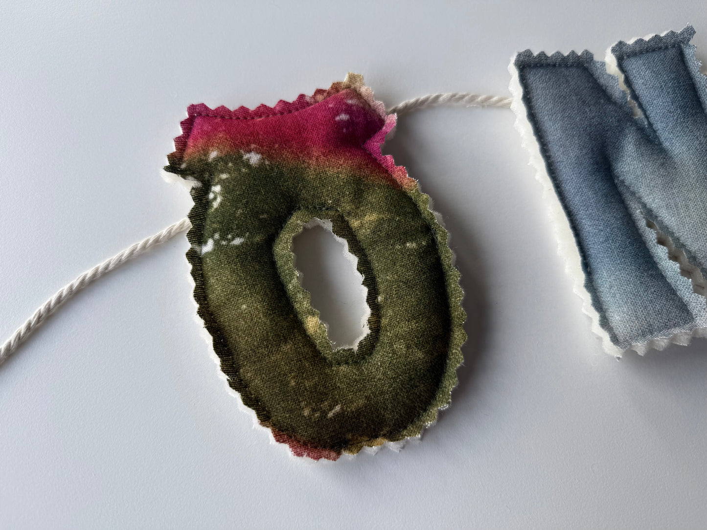 "PALJU ÕNNE" - LETTER BANNER