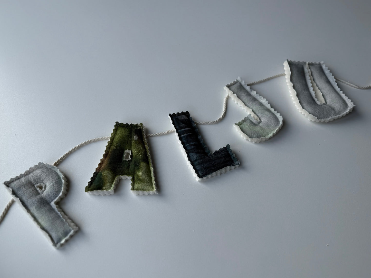 "PALJU ÕNNE" - LETTER BANNER